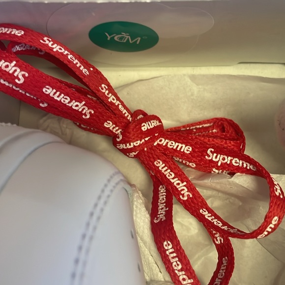 🔥 Supreme x Nike Air Force 1 Low White size US 9.5 style CU9225 - Picture 17 of 17